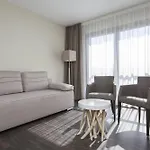 Fletcher Badhotel Отель Каллантсог