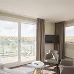 Fletcher Badhotel Каллантсог